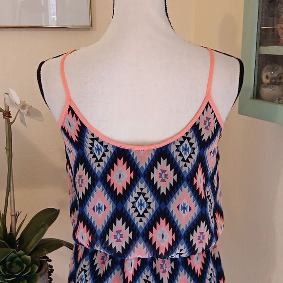 City Triangles Multicolor Geometric Mini Dress - Picture 6 of 9